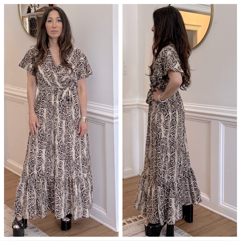 MADE IN ITALY Elegant Snake Print Maxi Dress